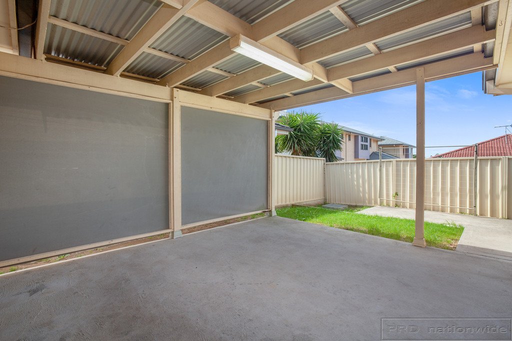 2/64 Lawson Avenue BERESFIELD 12