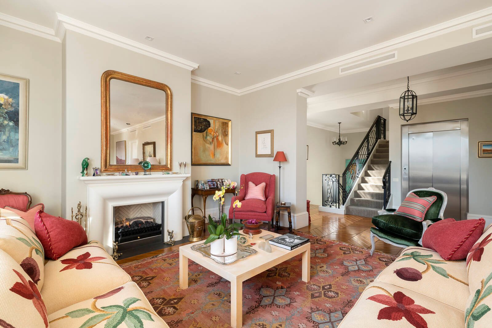 Real Estate and Property in 2/64 Mathoura Road, Toorak, VIC