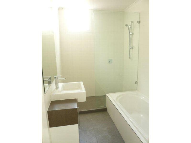 Gallery: 264 Richardson Street