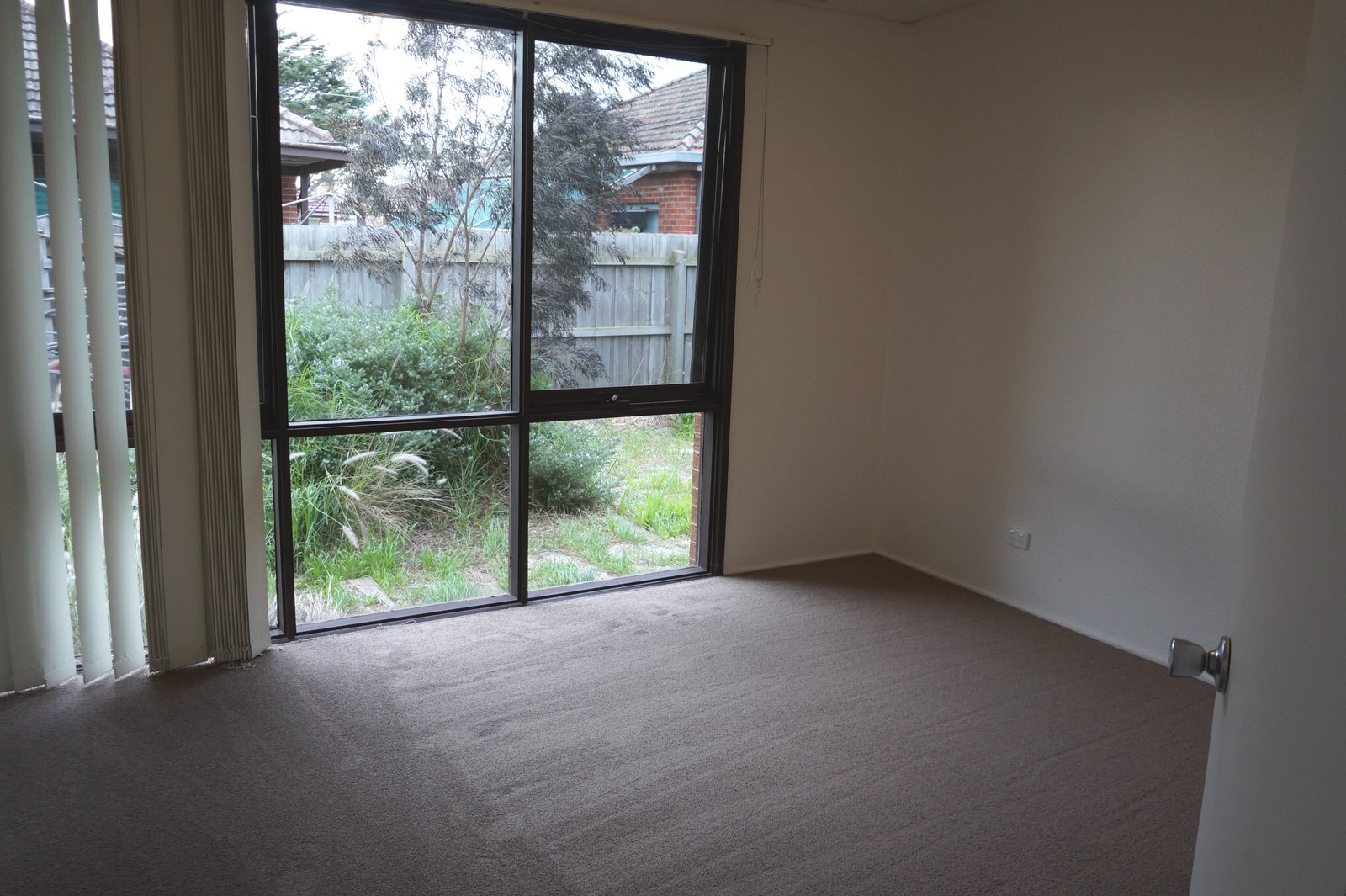Gallery: 2/64 Sherwood Avenue