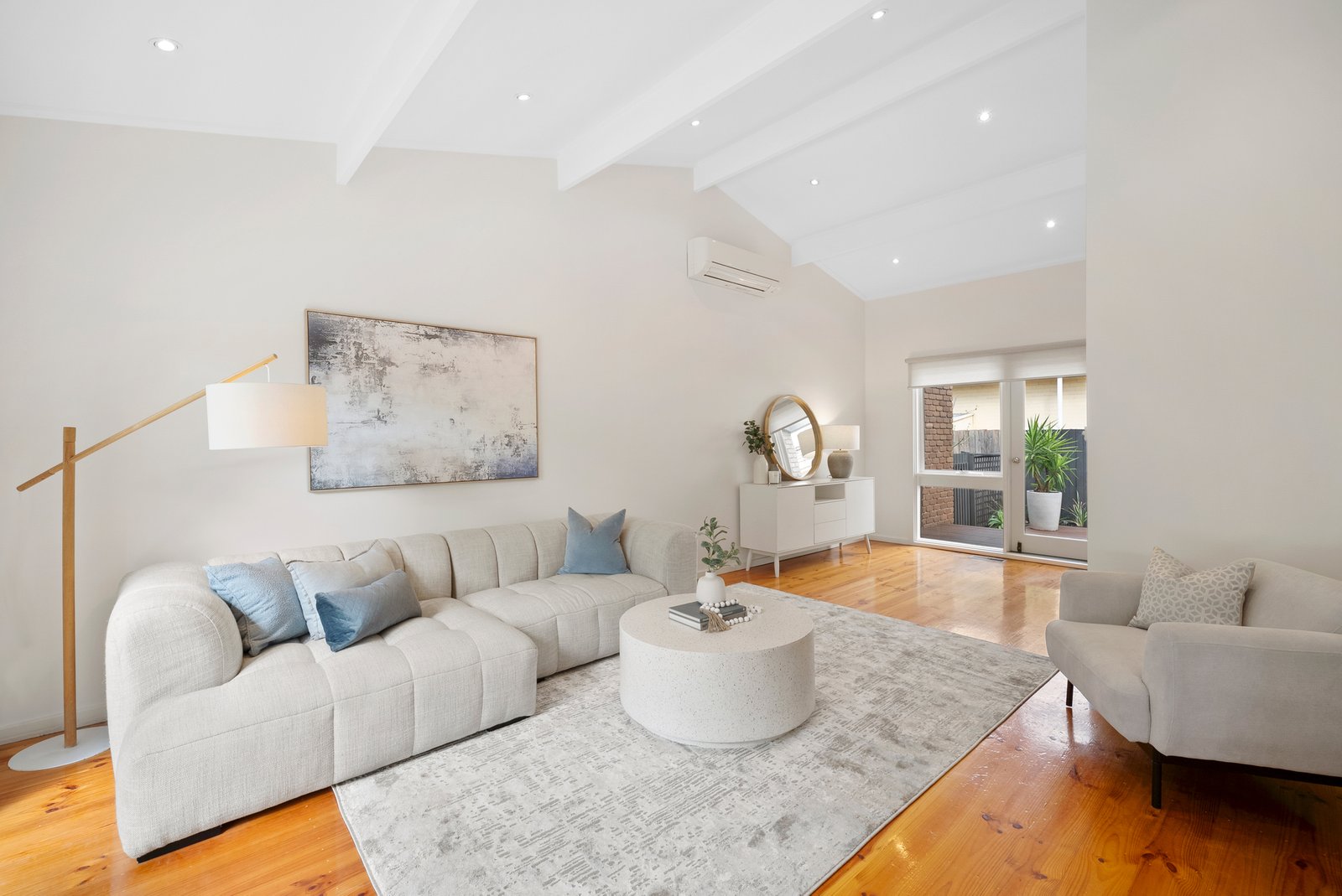 Gallery: 2/64 Victoria Street