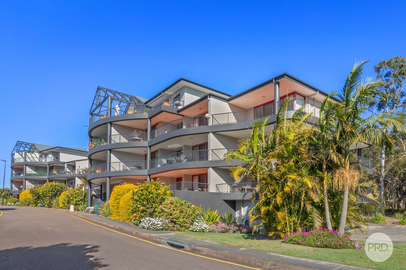 26/40 Horizons Drive SALAMANDER BAY 2