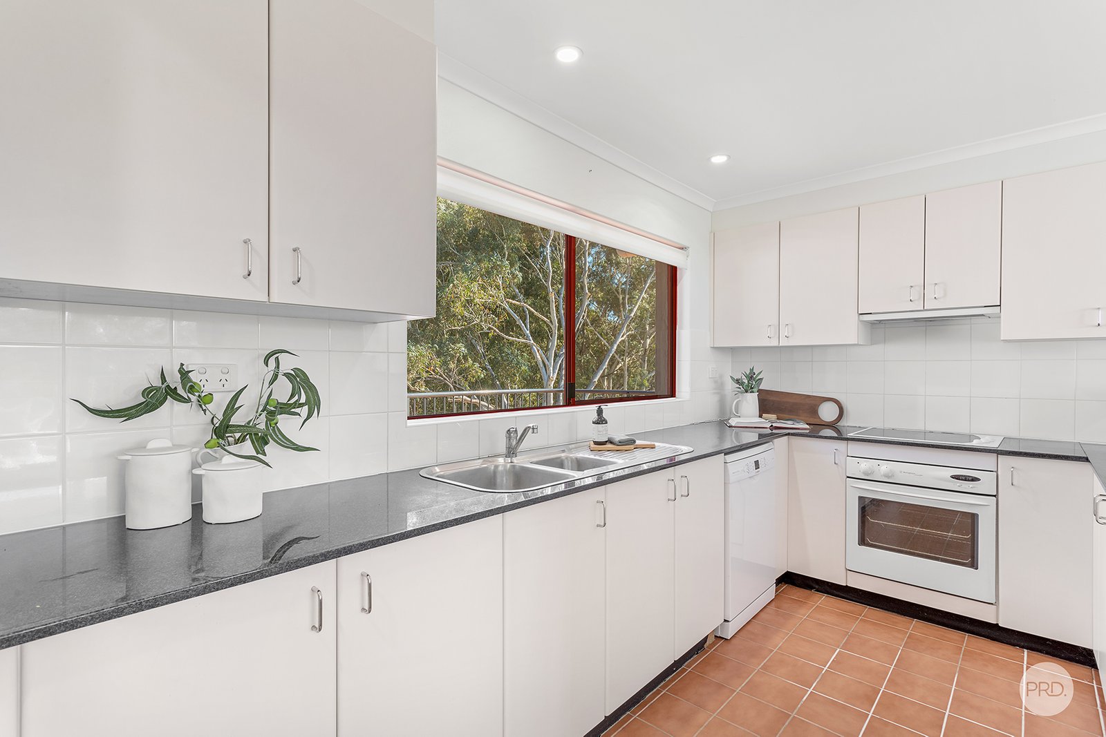 26/40 Horizons Drive SALAMANDER BAY 7