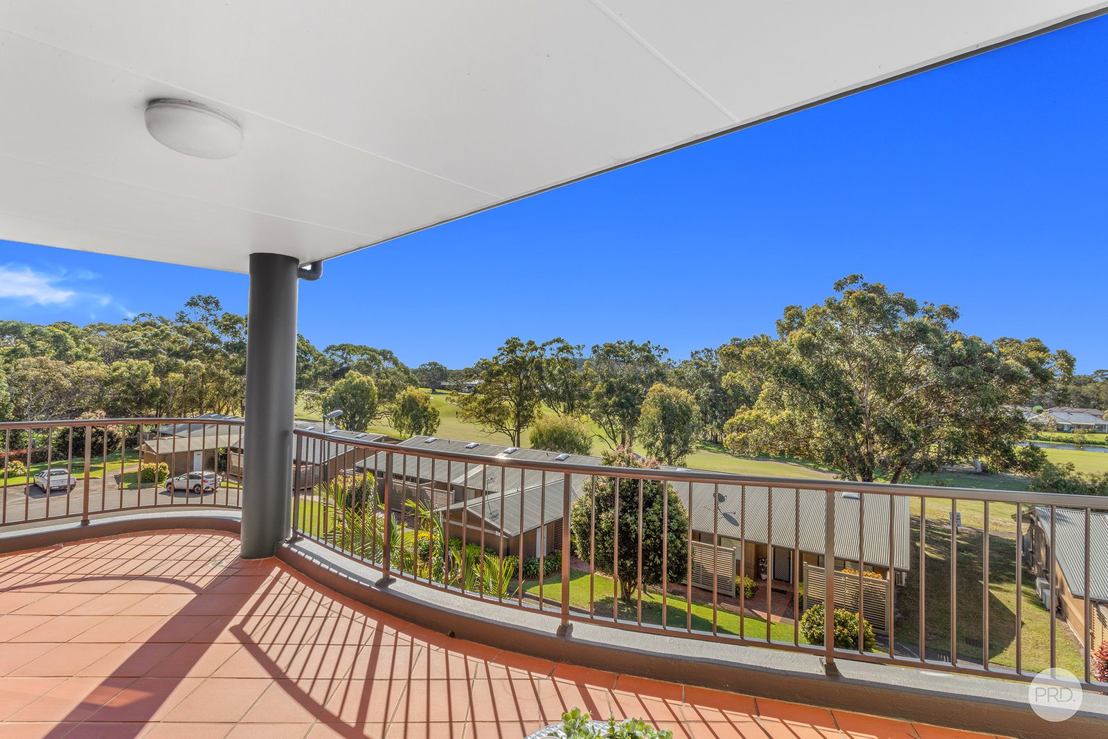 26/40 Horizons Drive SALAMANDER BAY 18