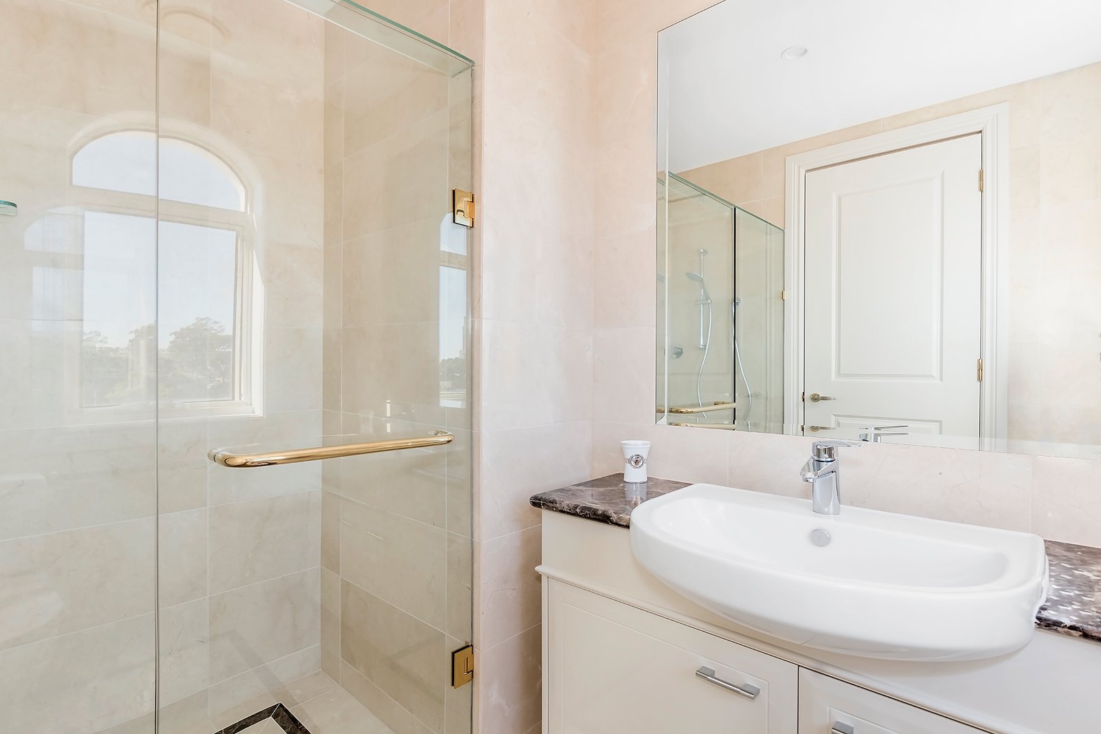 26/42-44 Brighton Parade SOUTHPORT 8