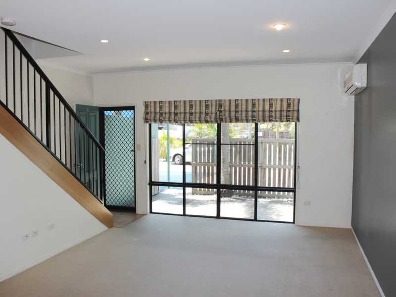 2/65 Langdon Street TANNUM SANDS 2