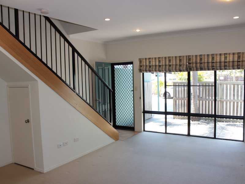 2/65 Langdon Street TANNUM SANDS 6