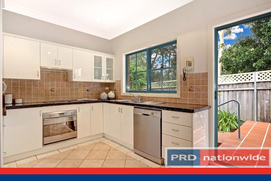 2/65 Letitia St  OATLEY 3