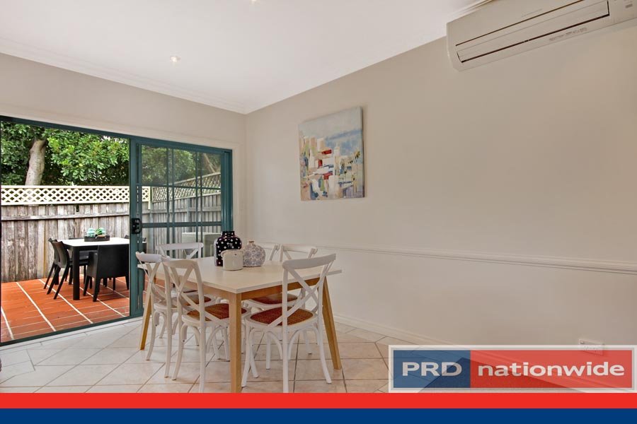 2/65 Letitia St  OATLEY 7