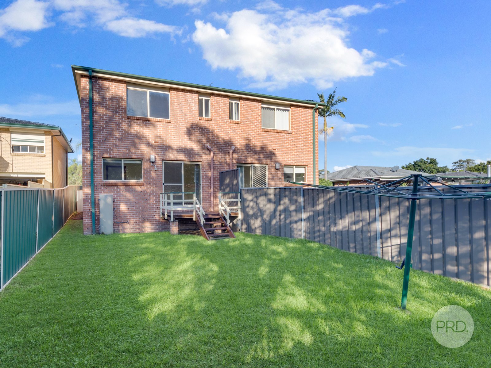 2/65 Newham Drive CAMBRIDGE GARDENS 10