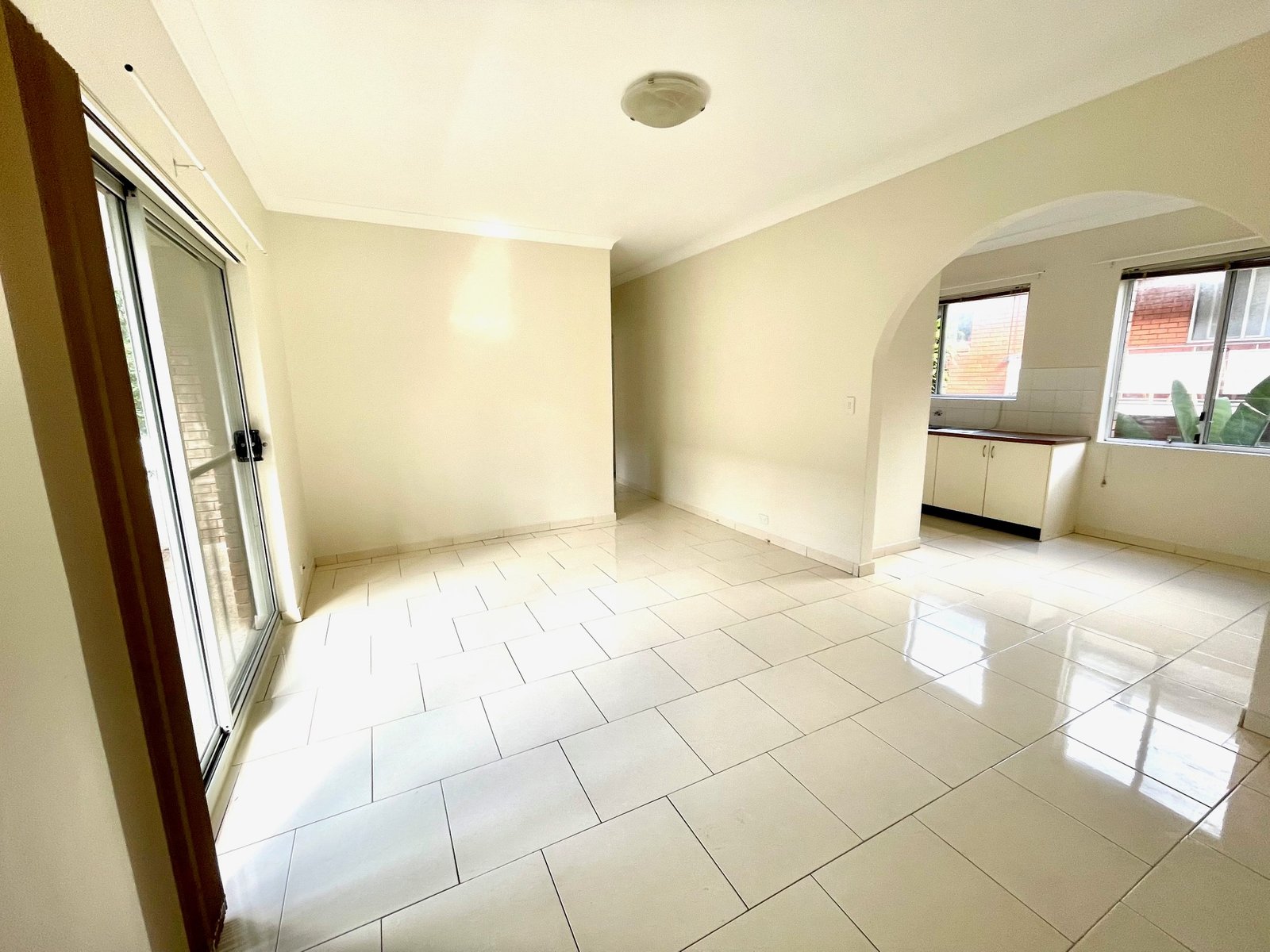 2/65 Noble Street ALLAWAH 2