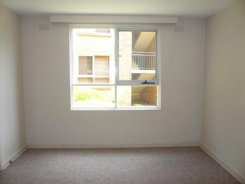 Gallery: 2/65 Park Street
