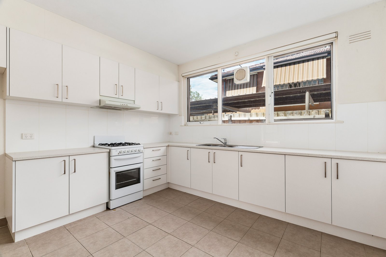Gallery: 2/650 Inkerman Road