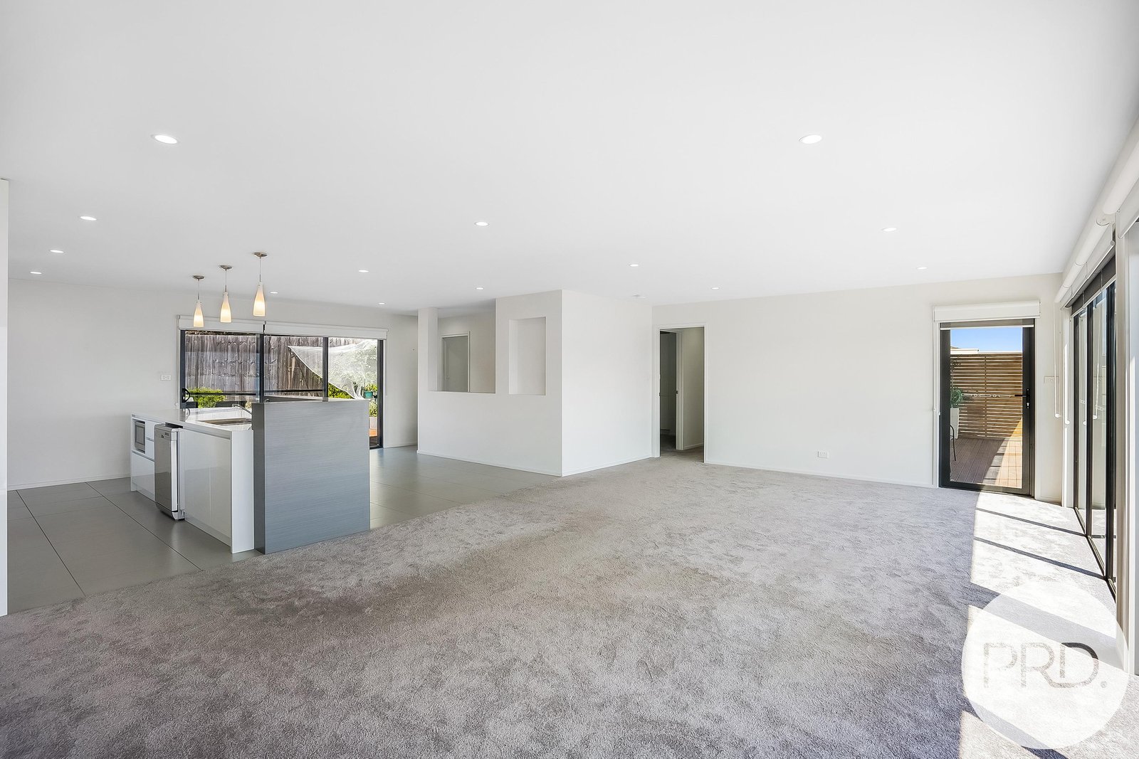 2/658 Oceana Drive TRANMERE 4