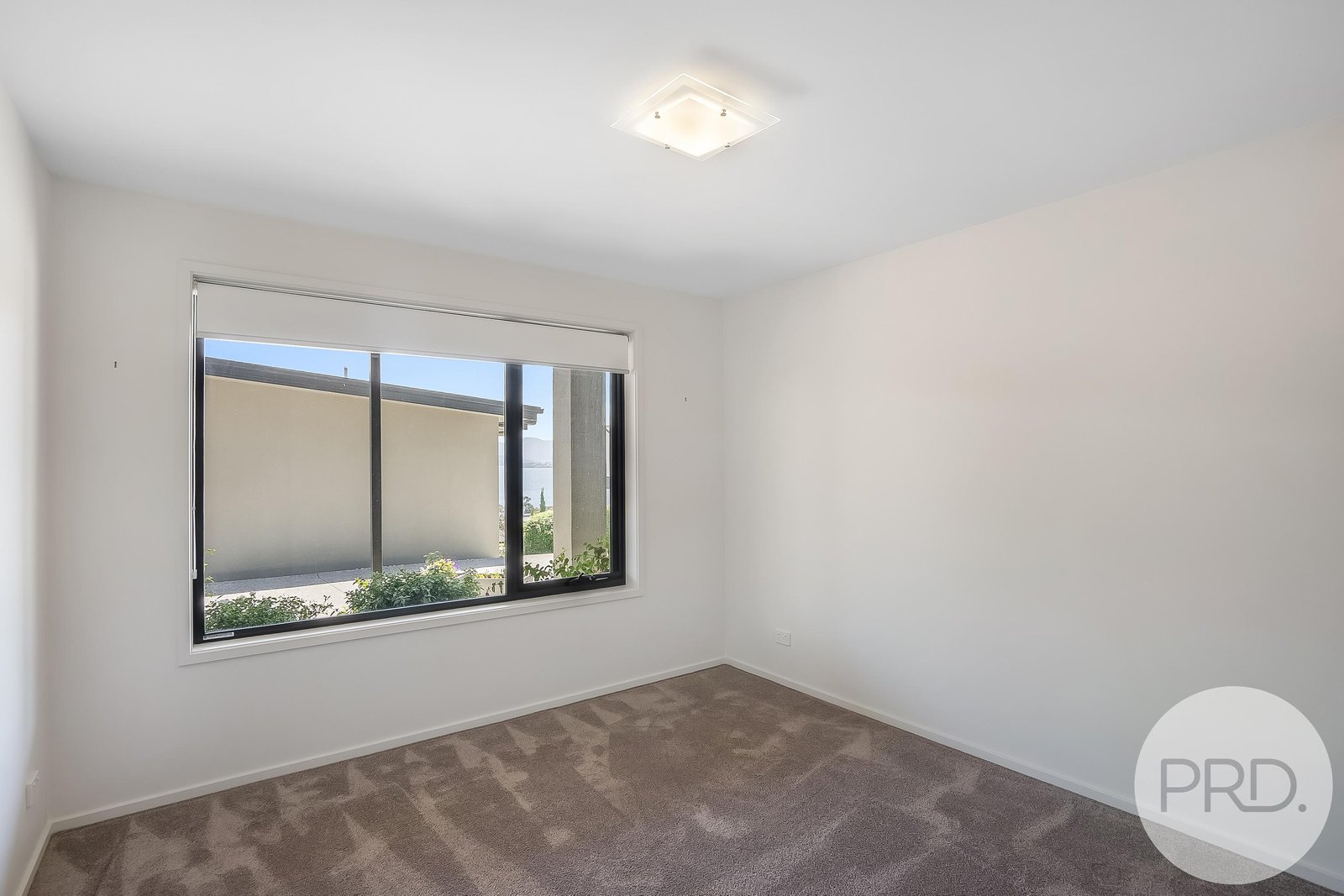 2/658 Oceana Drive TRANMERE 6