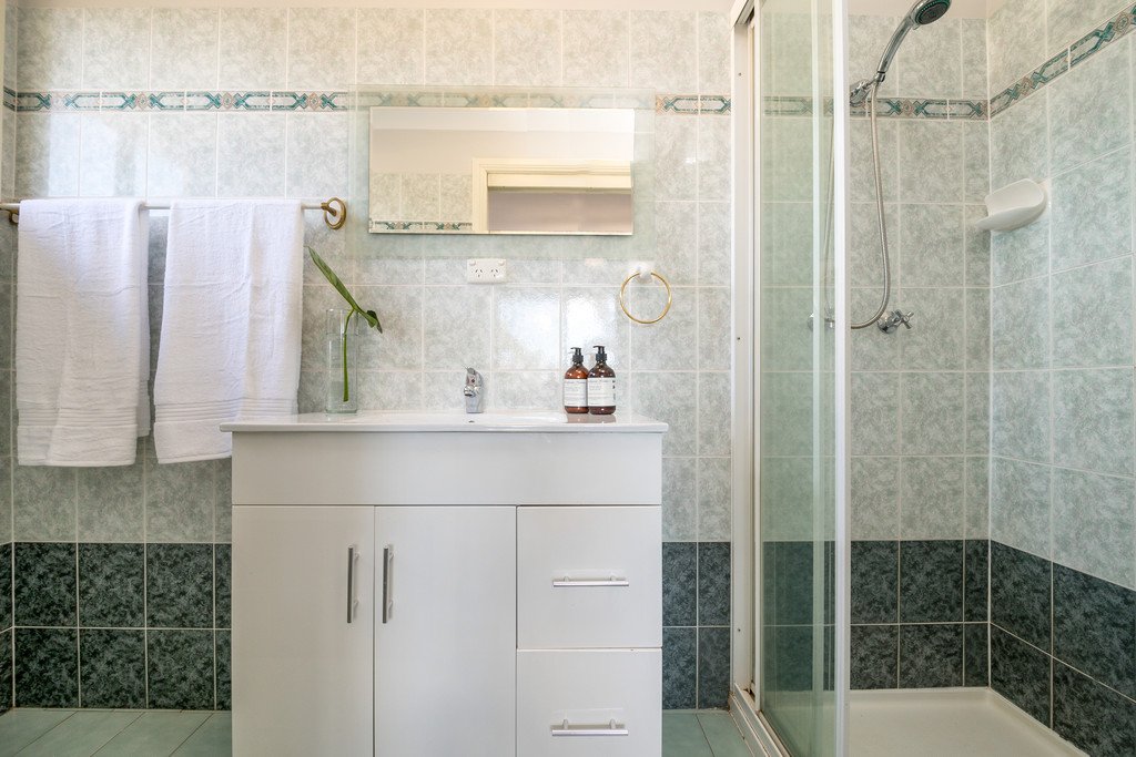 2/66-70 Habeda Avenue HORSLEY 8