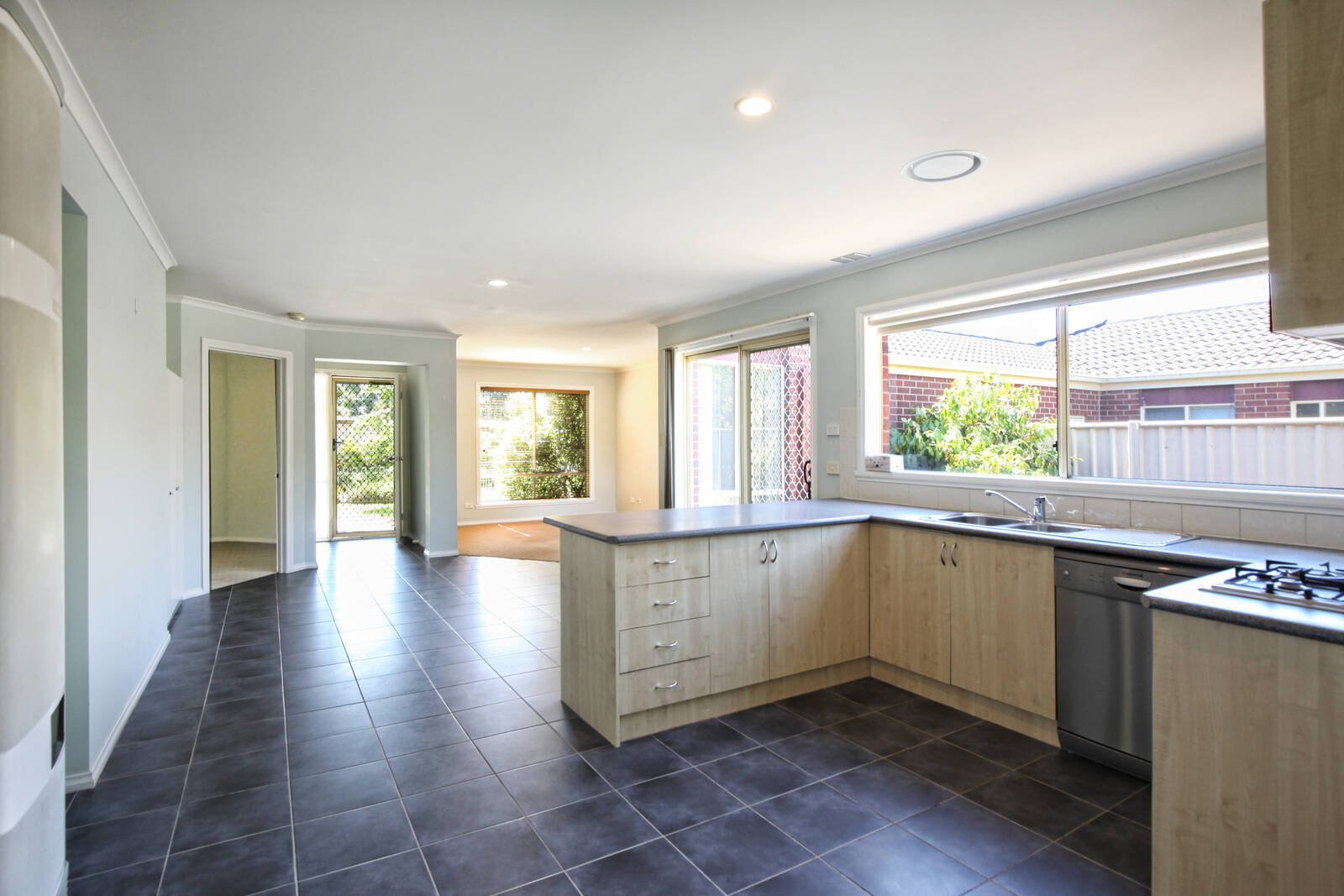 Real Estate and Property in 2/66 Beauchamp Street, Kyneton, VIC