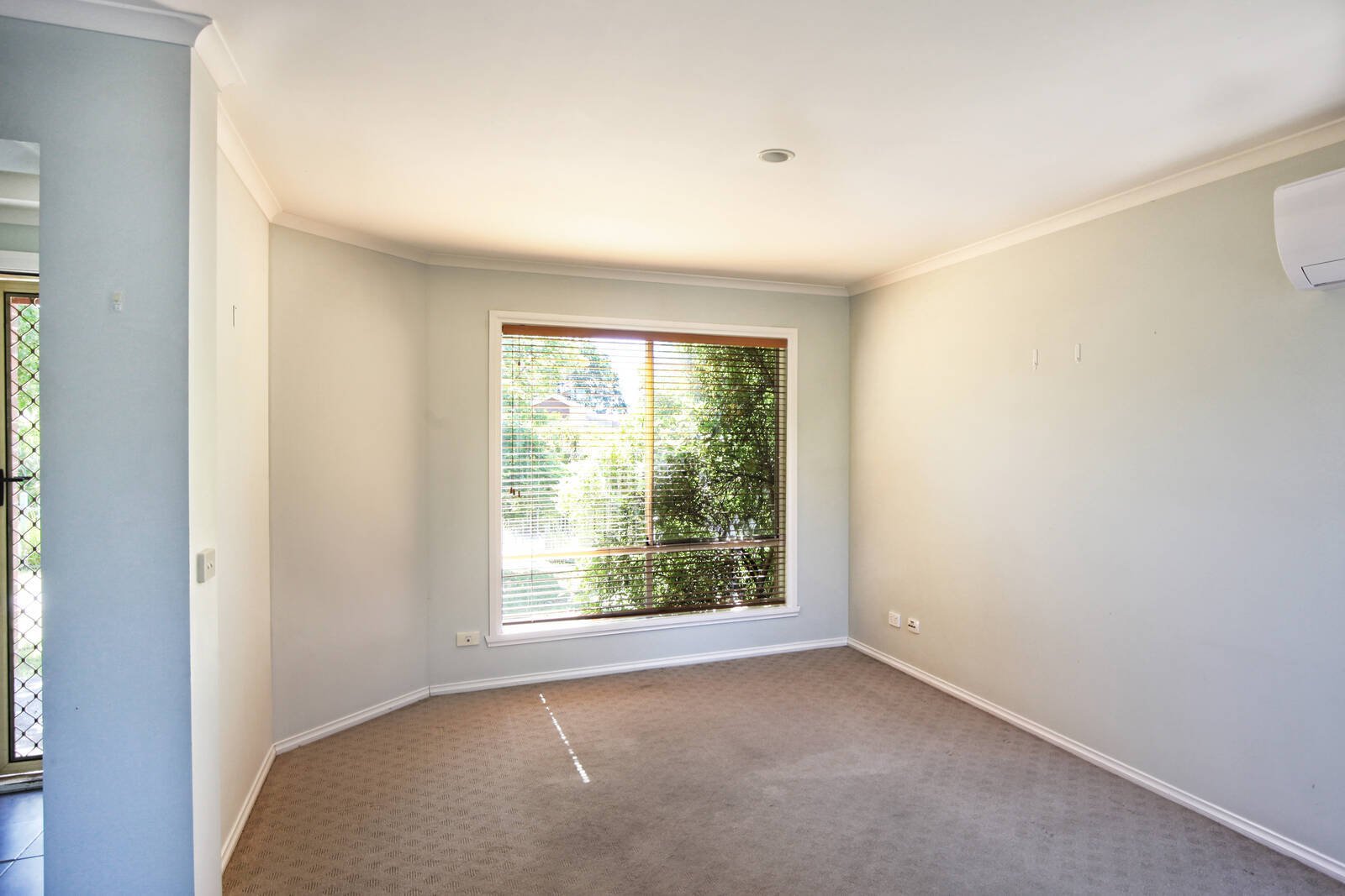 Real Estate and Property in 2/66 Beauchamp Street, Kyneton, VIC