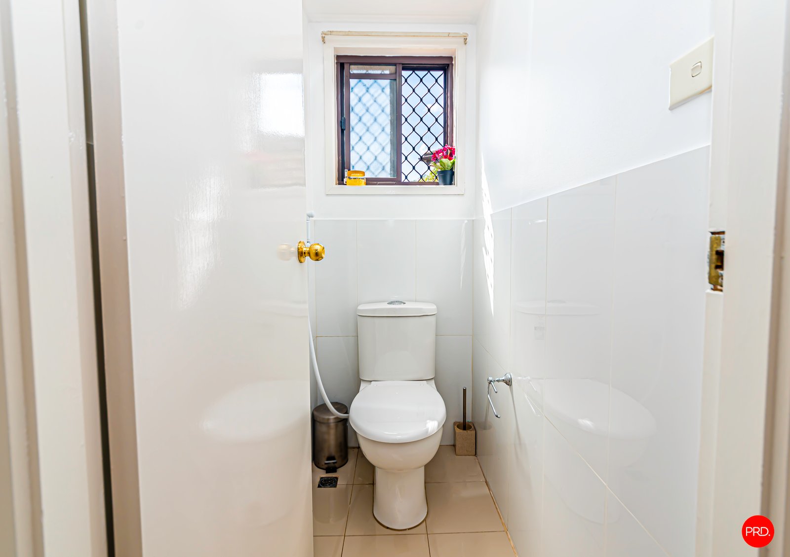 2/66 Fawcett Street GLENFIELD 10