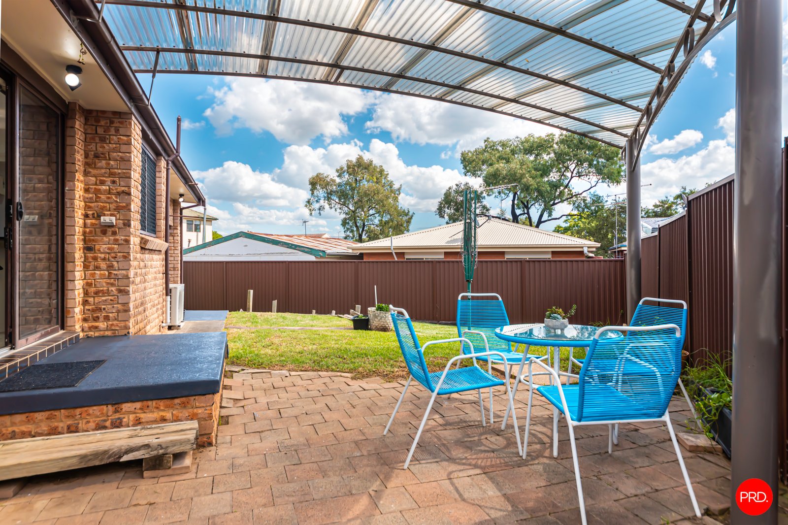 2/66 Fawcett Street GLENFIELD 14