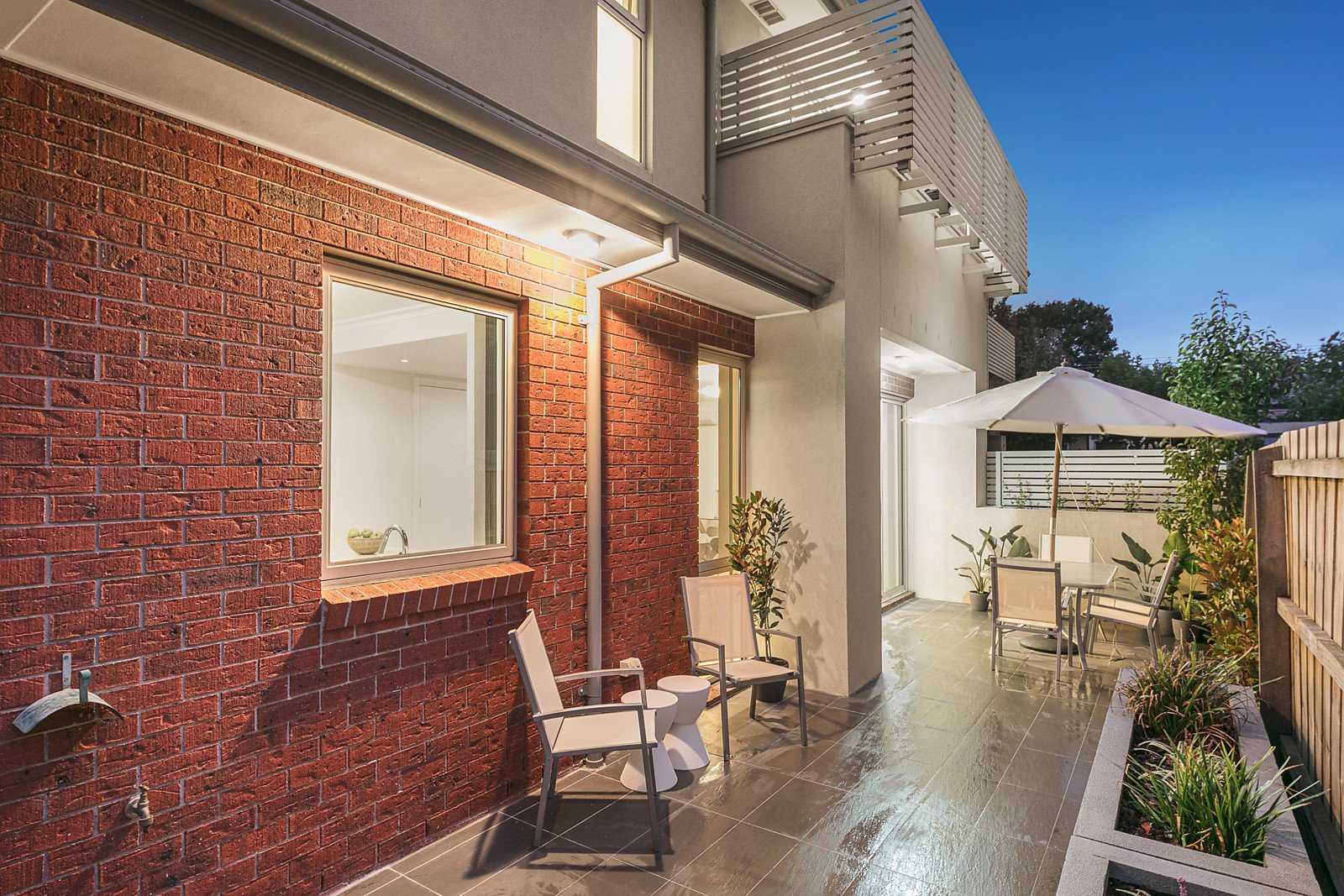 2/66 Fisher Street, Malvern East, VIC