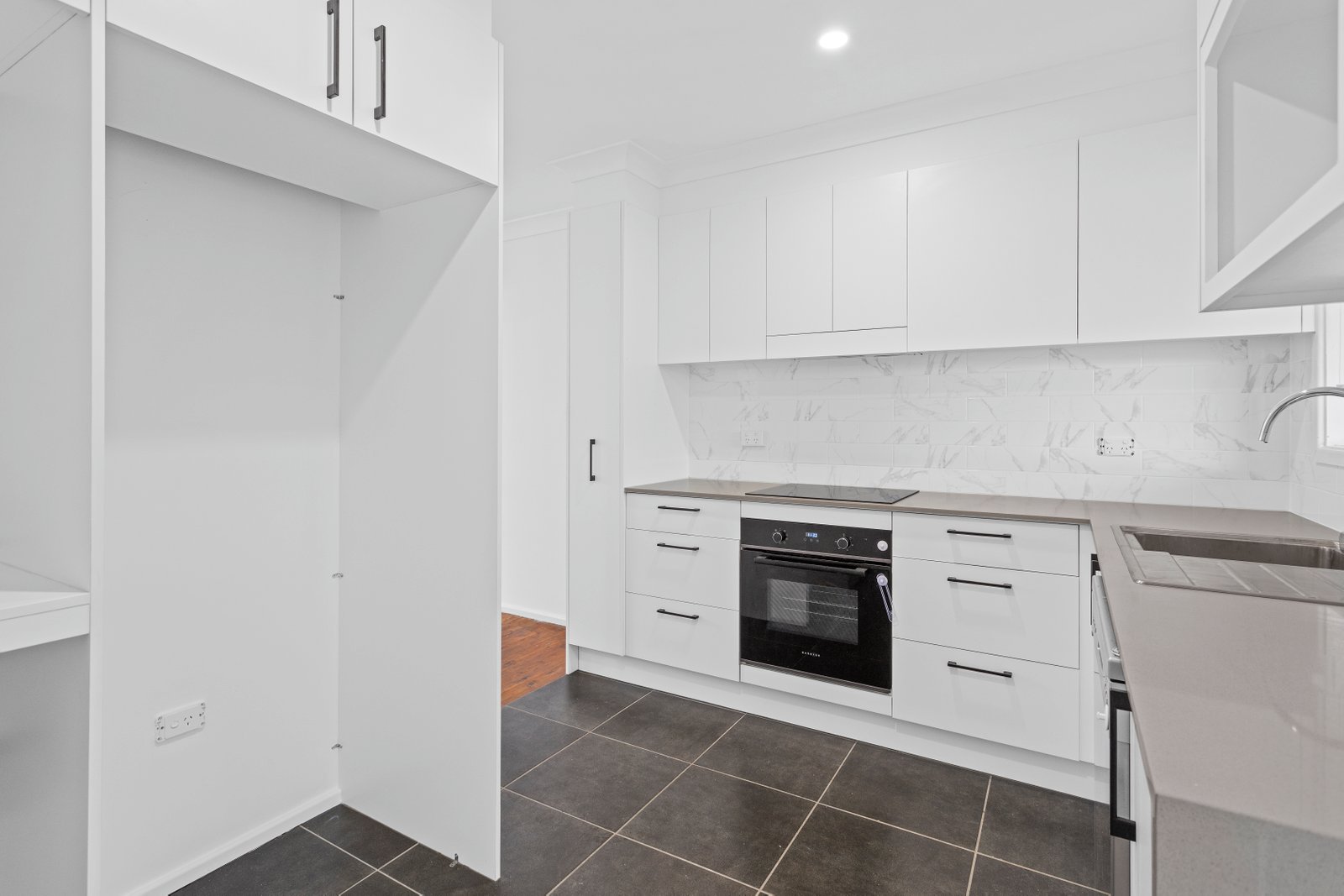 2/66 Palmer Ave  KANAHOOKA 3