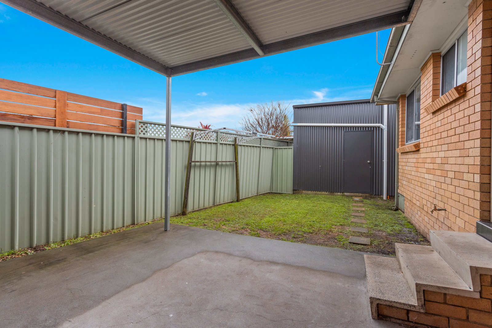 2/66 Palmer Ave  KANAHOOKA 5