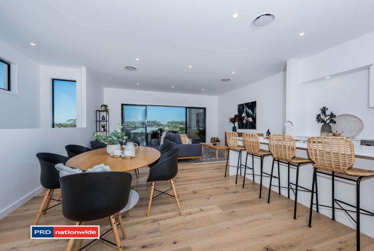 2/66 Saratoga Avenue CORLETTE 3