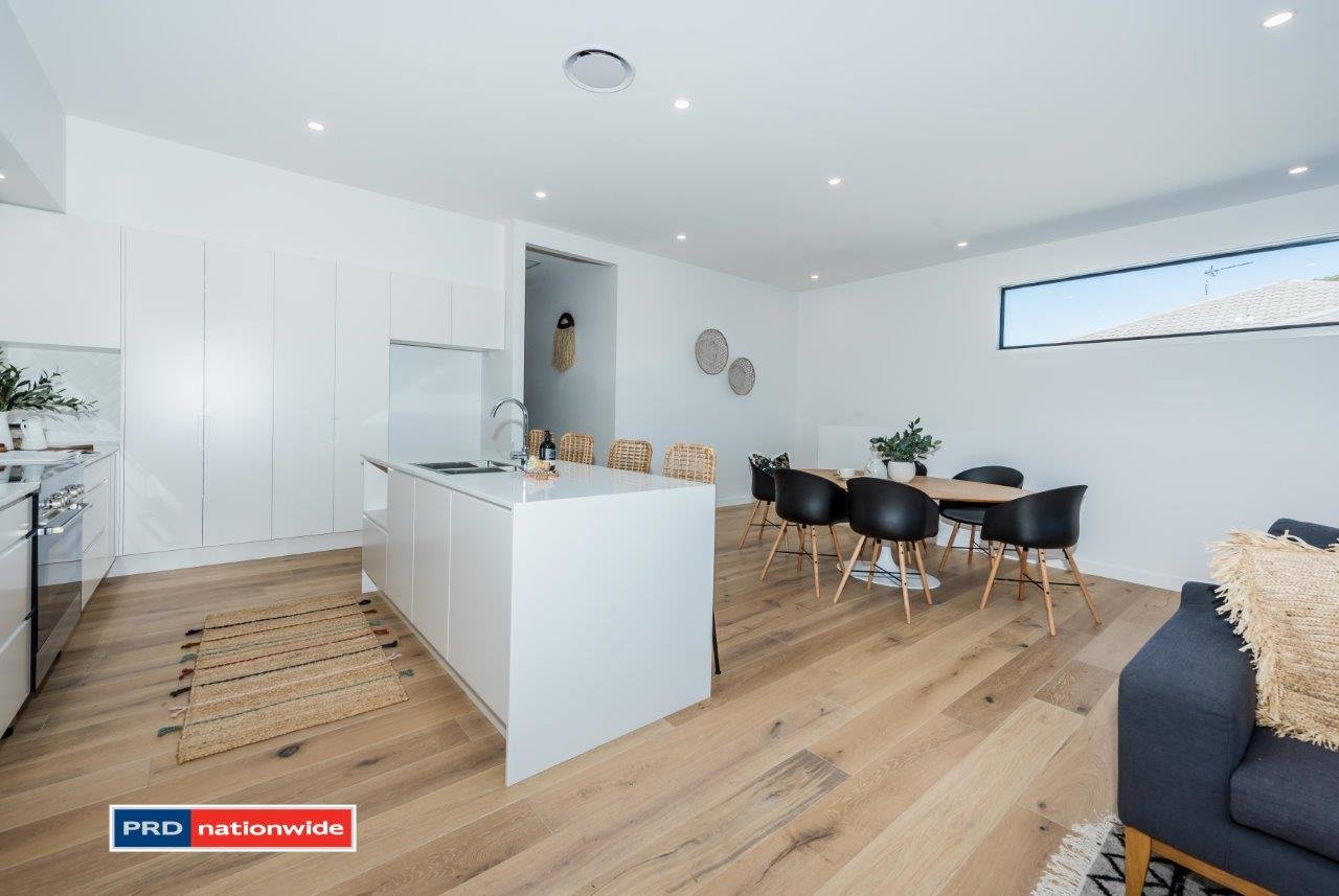 2/66 Saratoga Avenue CORLETTE 12