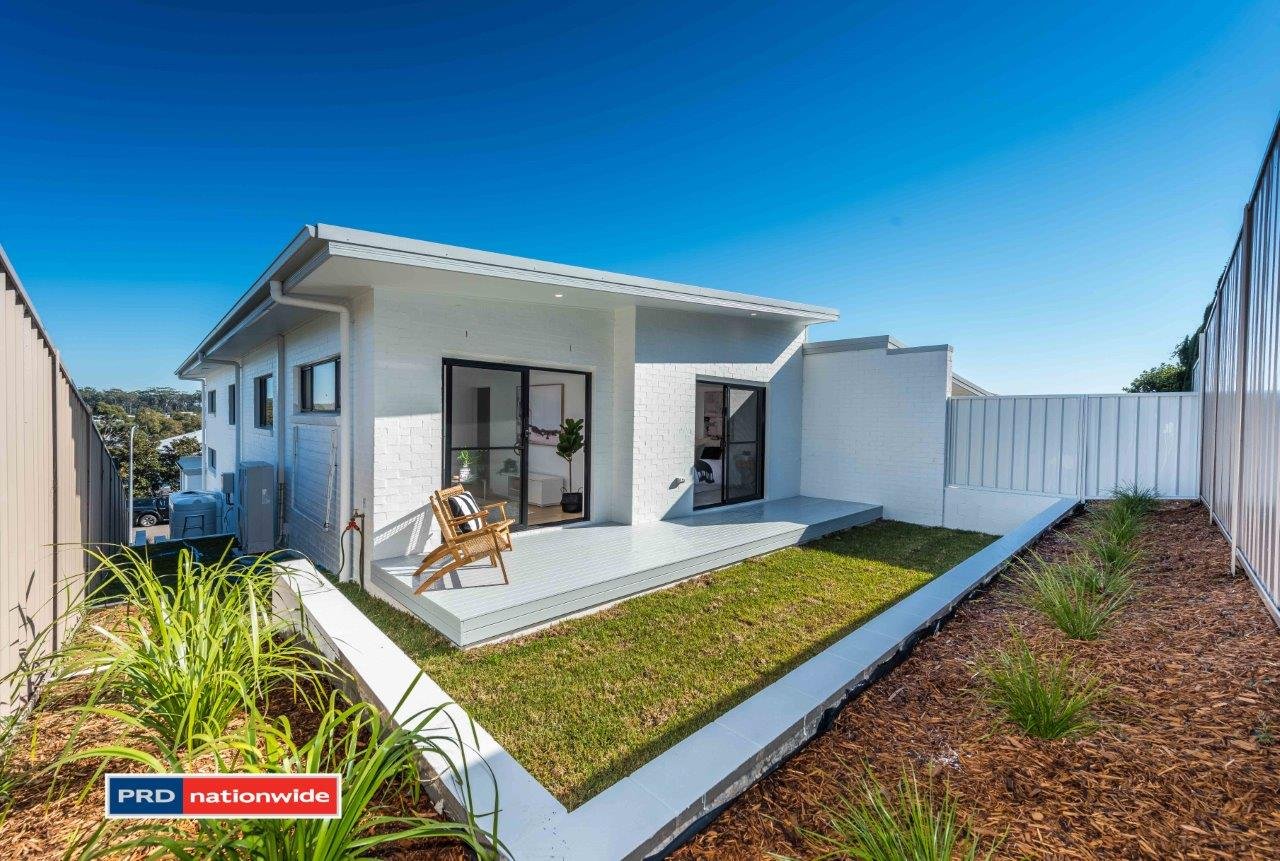 2/66 Saratoga Avenue CORLETTE 24