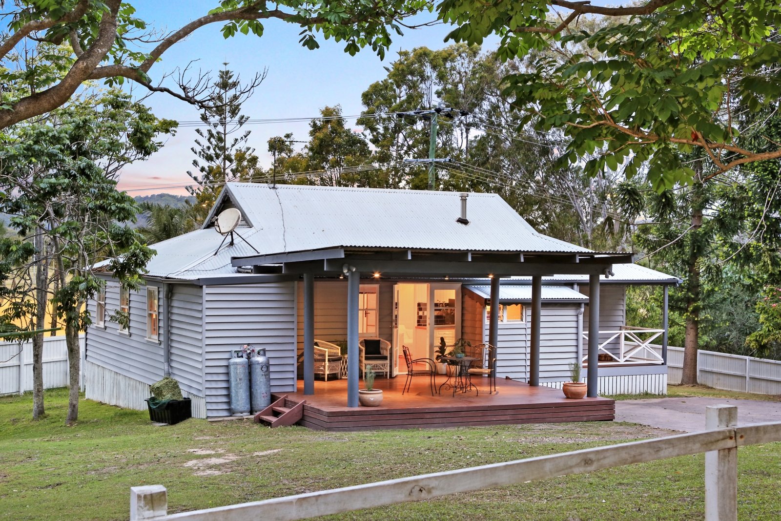 266 Tallebudgera Creek Road TALLEBUDGERA VALLEY 1