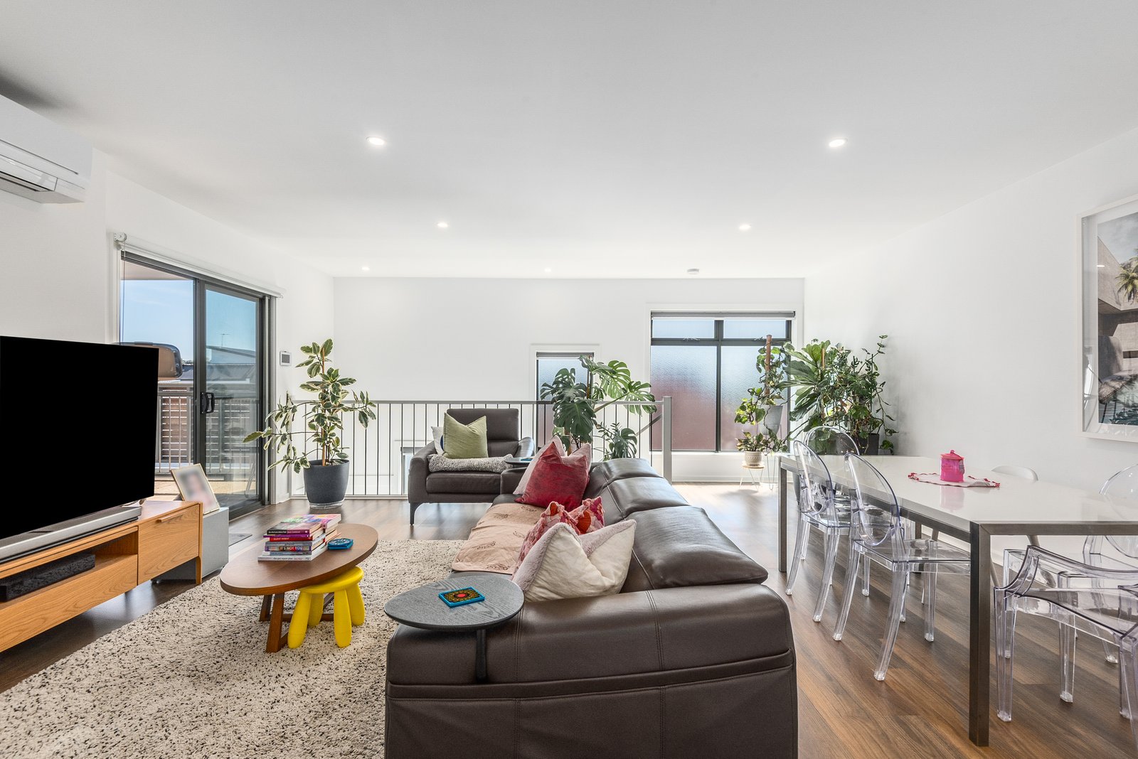 Gallery: 2/66 Vines Road