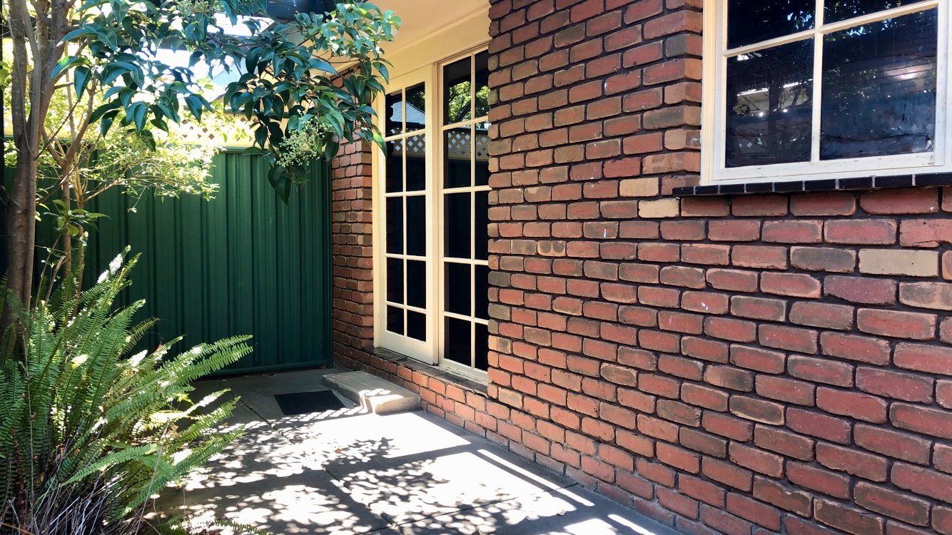 2/661 Olive Street ALBURY 9