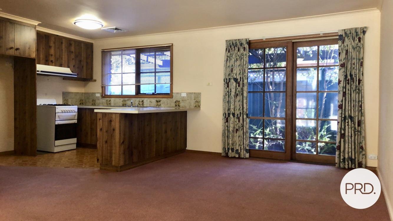 2/661 Olive Street ALBURY 3