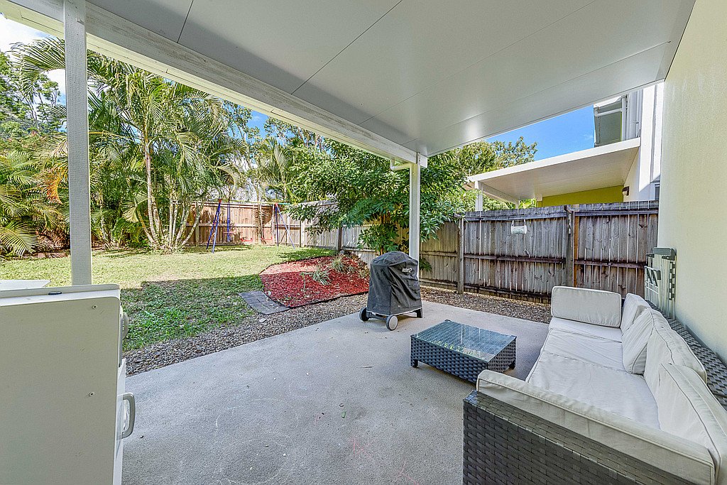 26/65 Manooka Drive CANNONVALE 2