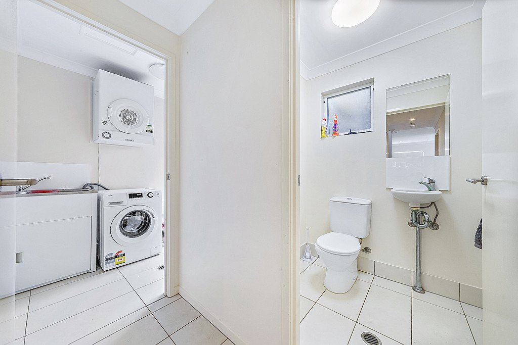 26/65 Manooka Drive CANNONVALE 14