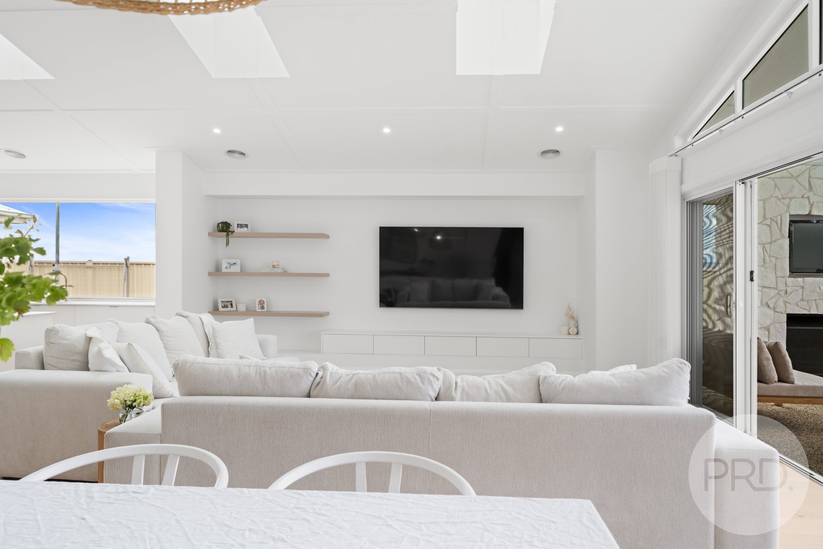 267 Muttama Parade GOBBAGOMBALIN 11