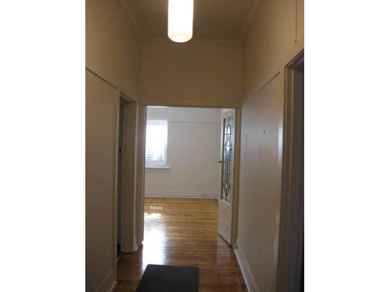Gallery: 2/67 Shelley Street