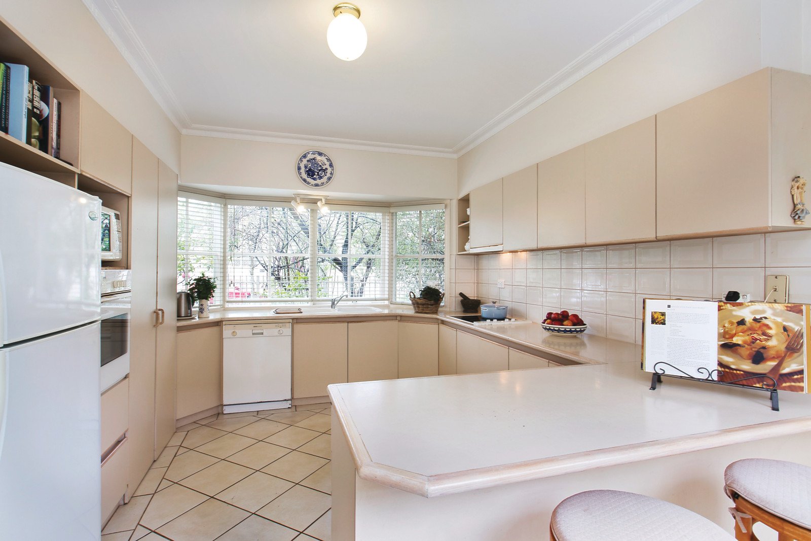 2/67 Staughton Road, Glen Iris, VIC