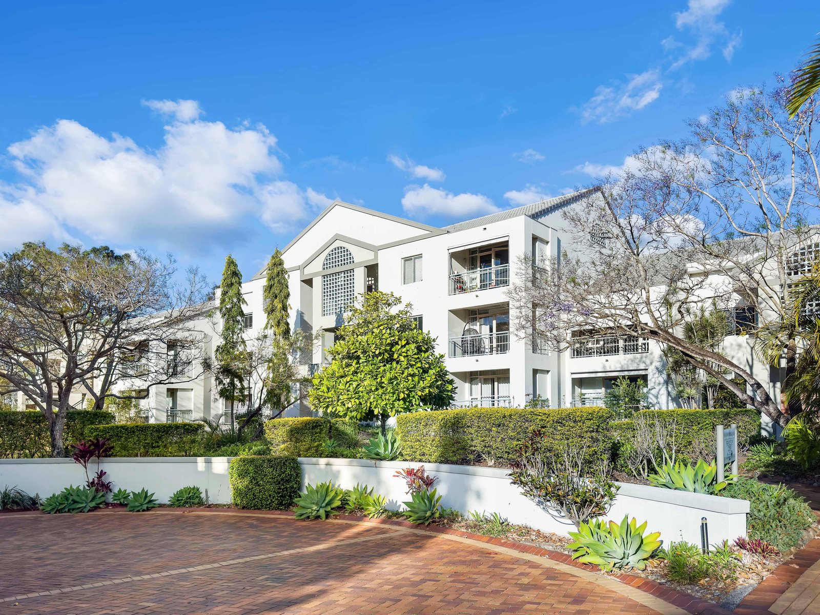 26/76-80 Chichester Drive ARUNDEL 16