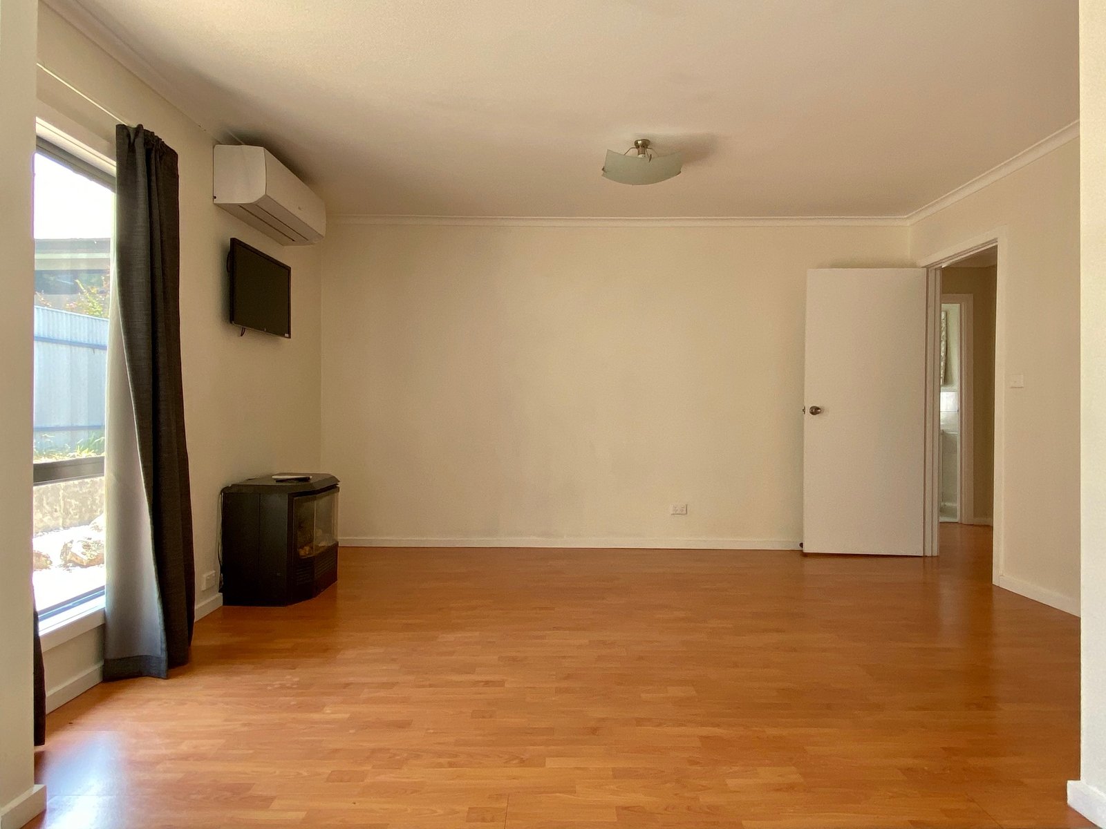 2/679 Pearsall Street LAVINGTON 4