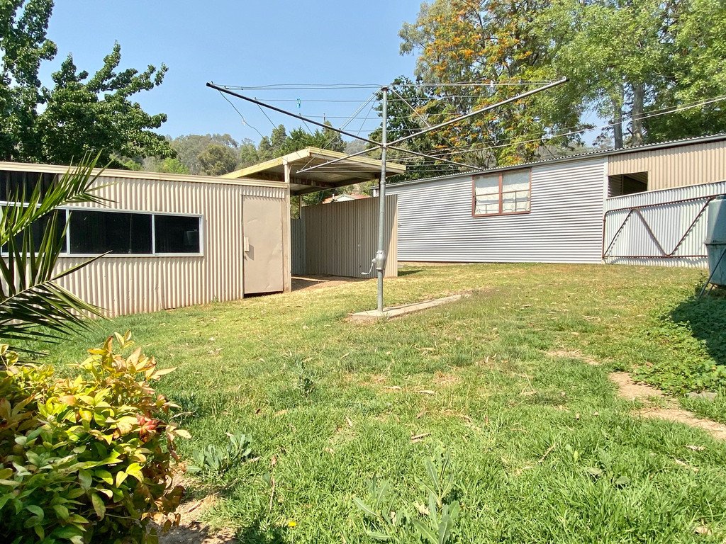 2/679 Pearsall Street LAVINGTON 9