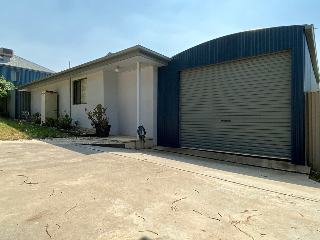 2/679 Pearsall Street LAVINGTON 11