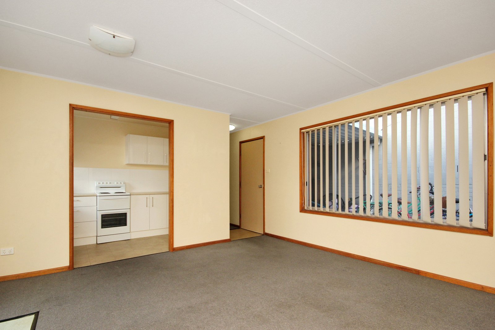 2/68 Bold Street LAURIETON 3