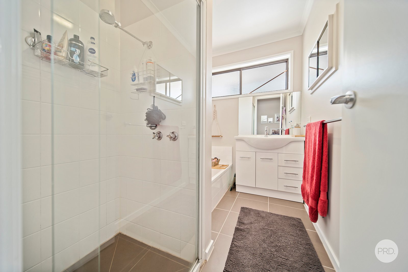 2/68 Condon Street KENNINGTON 7