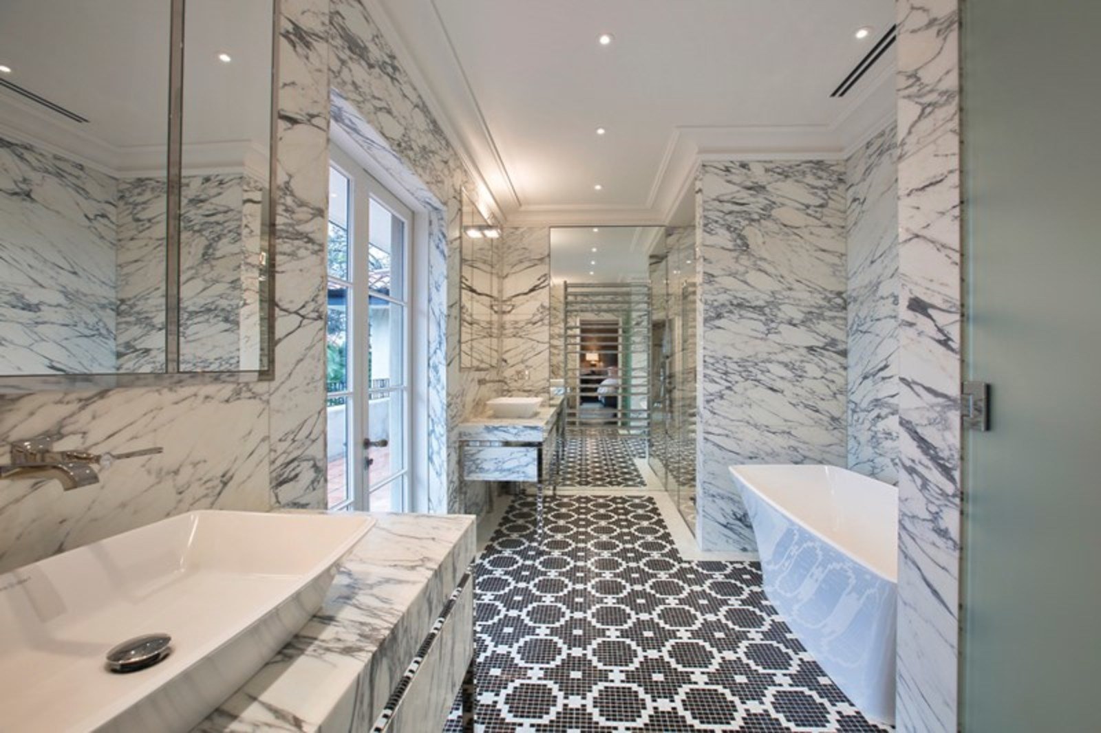 Real Estate and Property in 268 Domain Road, South Yarra, VIC