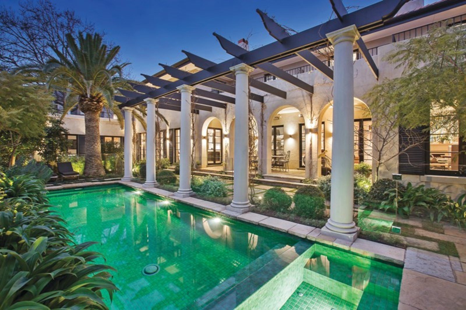 Real Estate and Property in 268 Domain Road, South Yarra, VIC