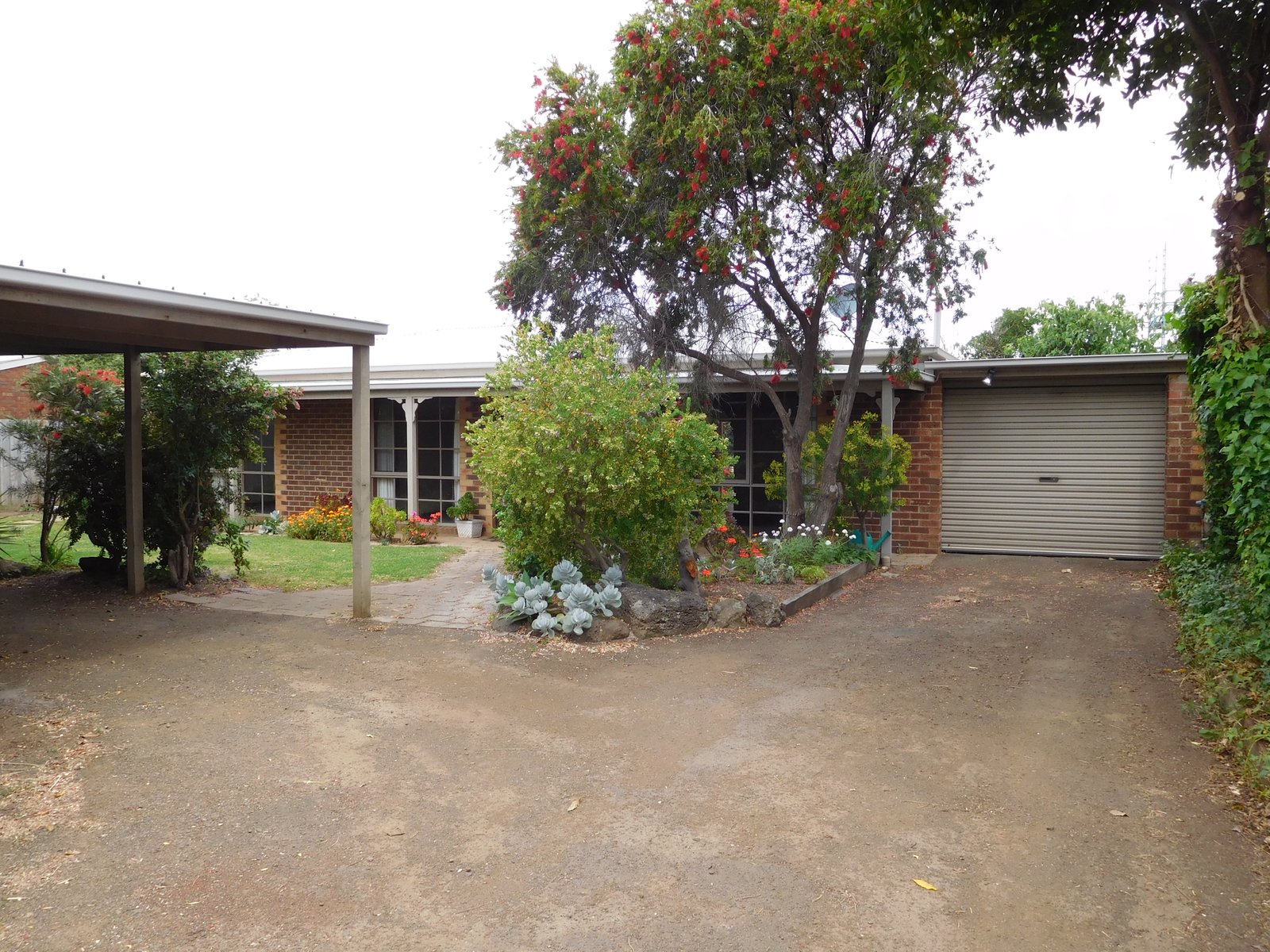 2/68 Draper Street, Ocean Grove RT Edgar