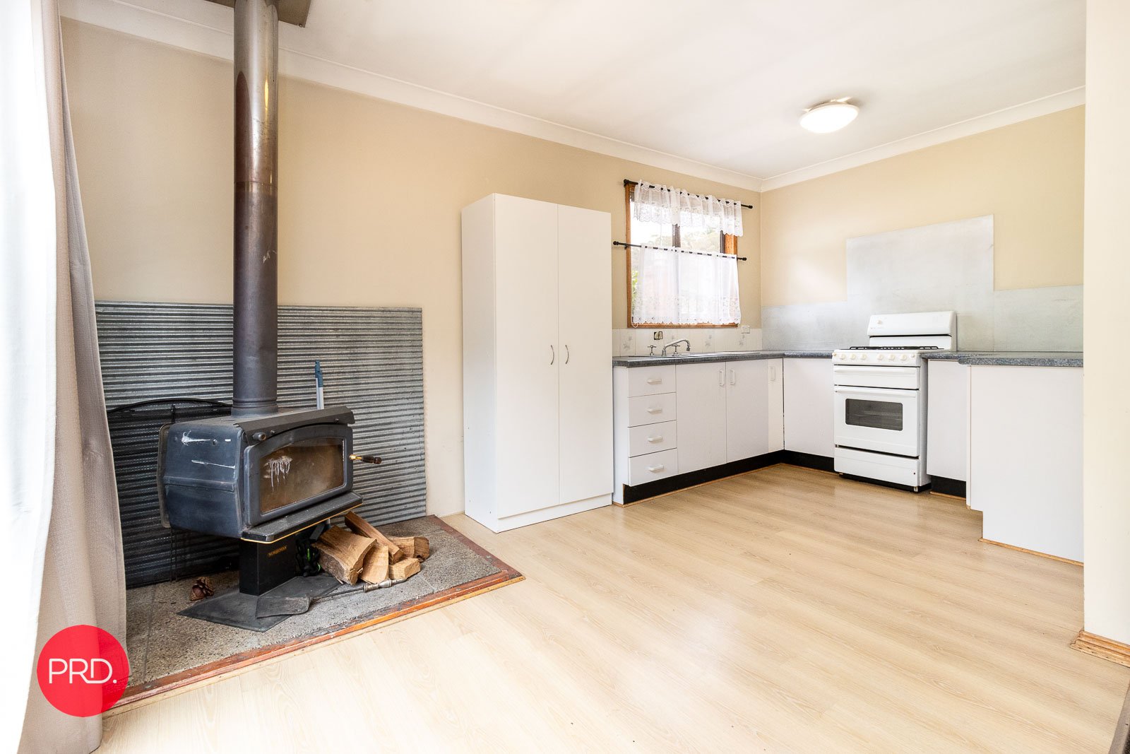 268 Foxlow Street CAPTAINS FLAT 2