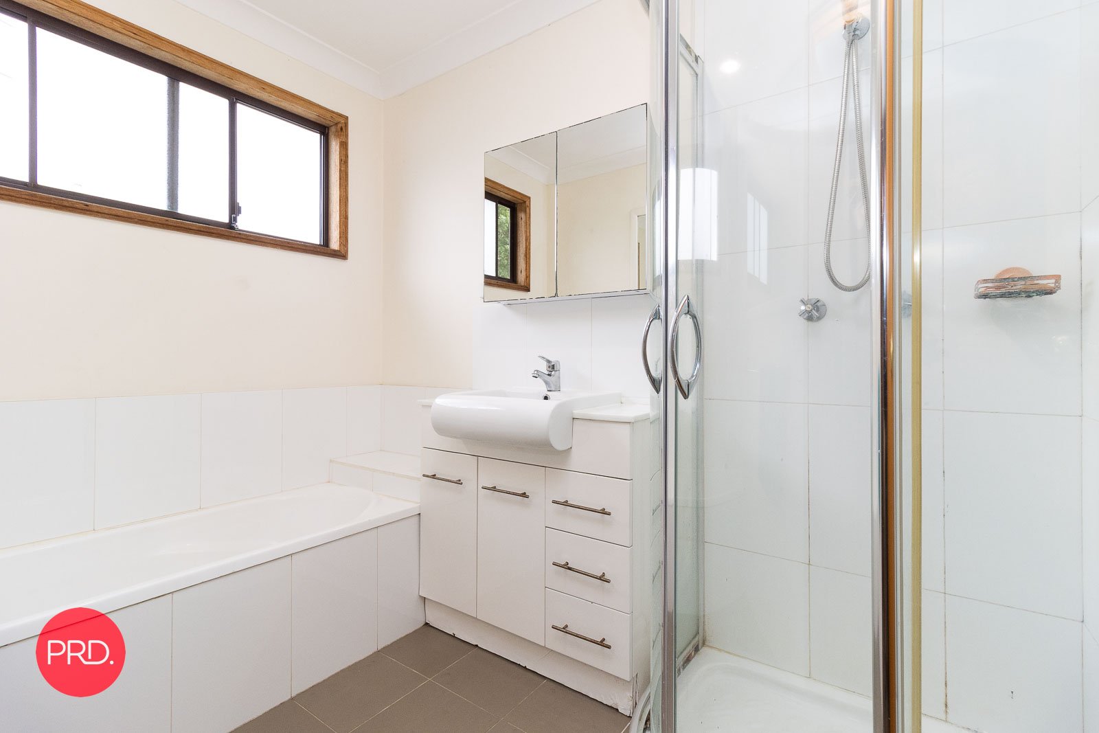 268 Foxlow Street CAPTAINS FLAT 8